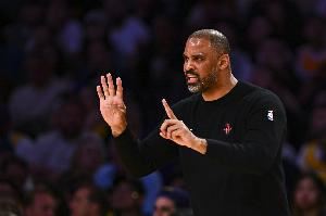 杜兰特：乌度卡安排的防守让对手难以捉摸 这是他高效的主因