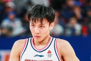 徐静雨：徐杰没结婚想跟谁谈是他的自由 其他人关心这事纯属闲的